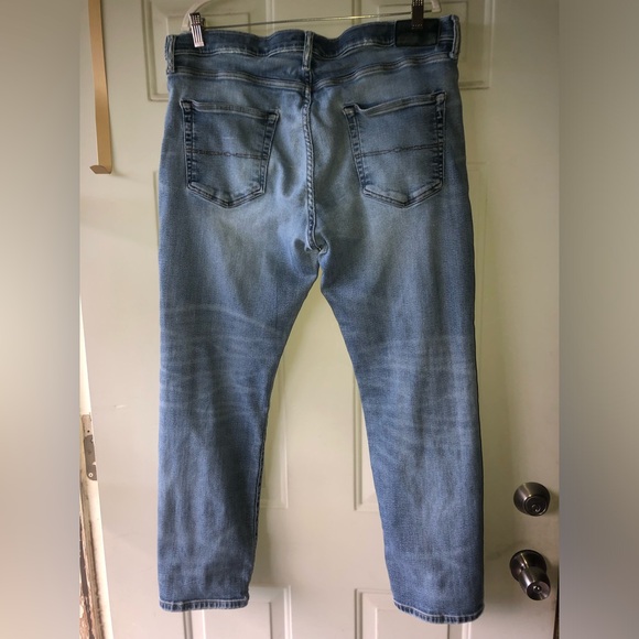 Lucky Brand destroyed athletic slim stretch jeans size 38 - Picture 4 of 5